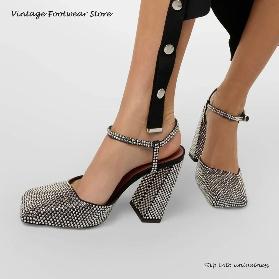 Vintage Fashion Women Dresses - Décolleté vintage impreziositi da cristalli Scarpe