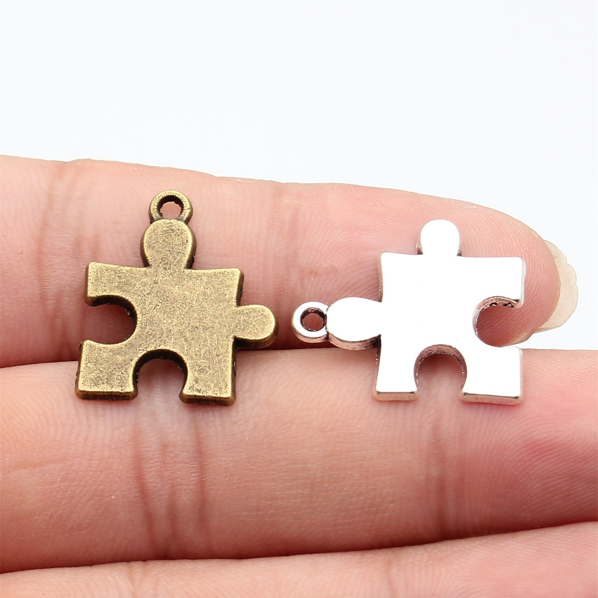 Vintage Fashion Pieces - WYSIWYG 10 pezzi 23x20mm 2 colori,