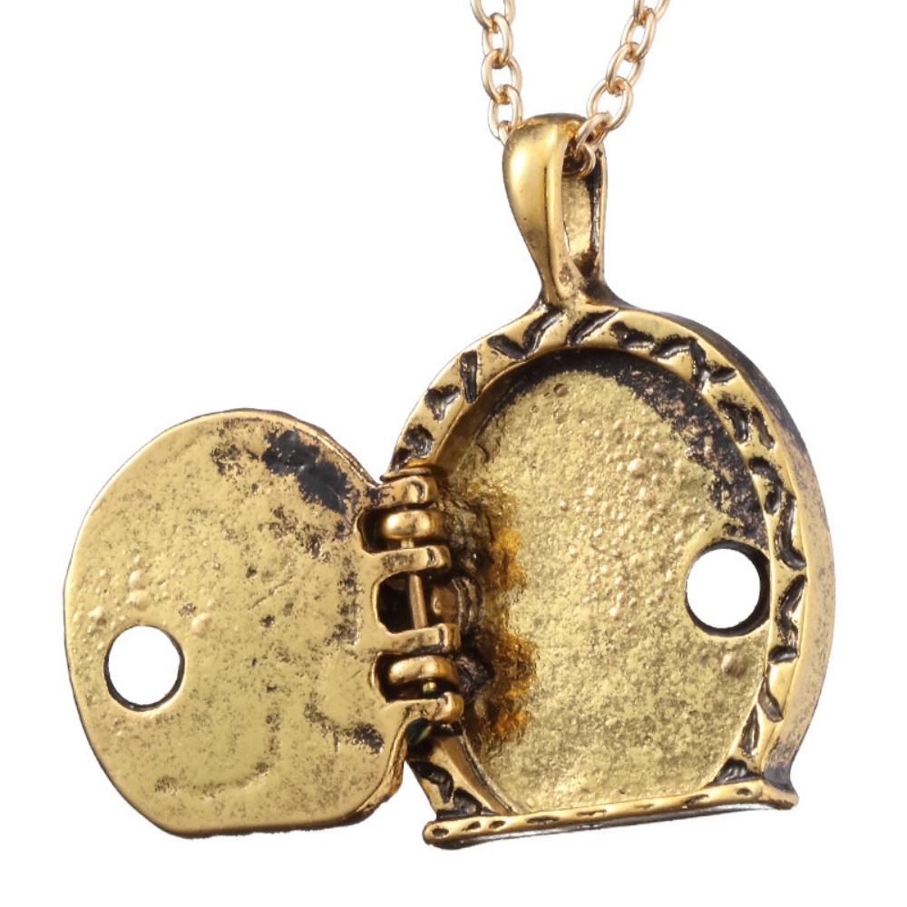 Fascino del film Collana con c - Vintage Fashion Houses recensione e prezzo