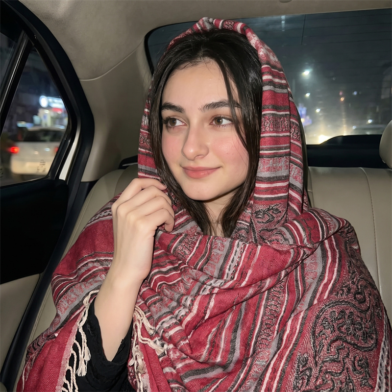 Hijab Vintage con Stampa Paisl - Vintage Fashion For Women recensione e prezzo