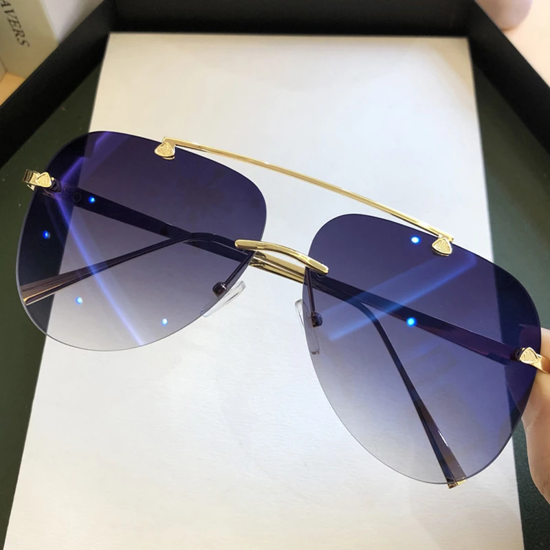 Occhiali da sole vintage senza - Vintage Fashion Female recensione e prezzo