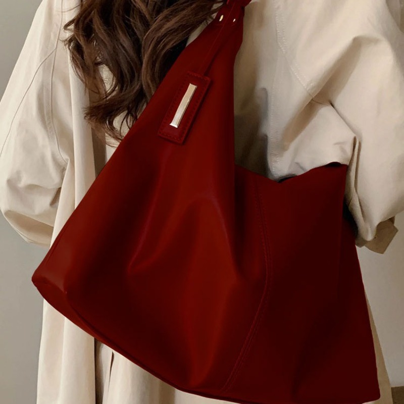 Borsa tote vintage di grande c - Vintage Fashion Shop recensione e prezzo