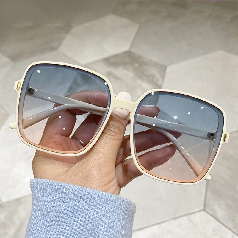 Occhiali da Sole Vintage Overs - Vintage Fashion Female recensione e prezzo