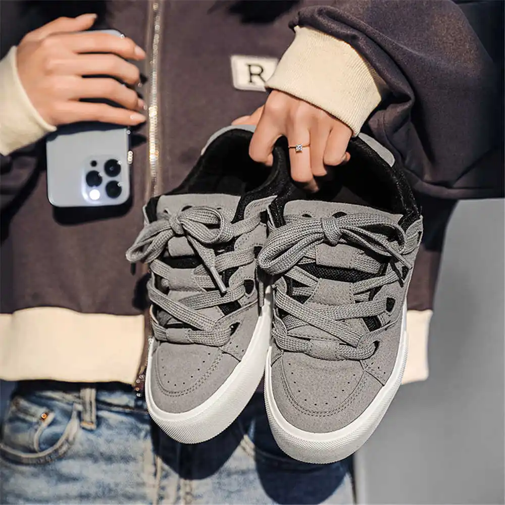 Con allacciatura Scarpe da scu - Vintage Fashion Reseller recensione e prezzo