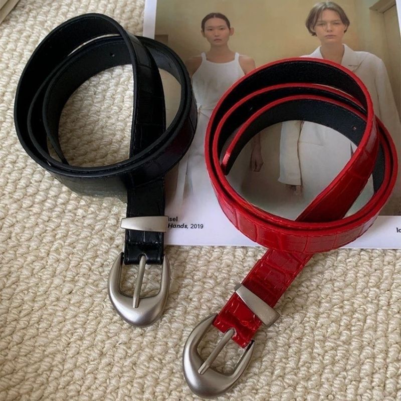 Cinture vintage classiche con  - Vintage Fashion Houses recensione e prezzo