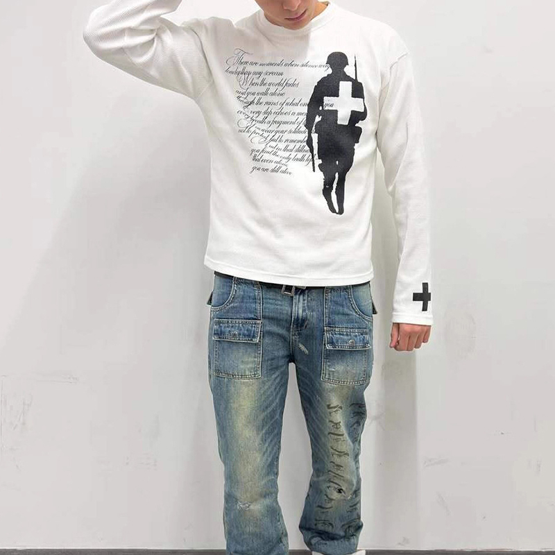 T-shirt girocollo con stampa v - Vintage Fashion Shop recensione e prezzo