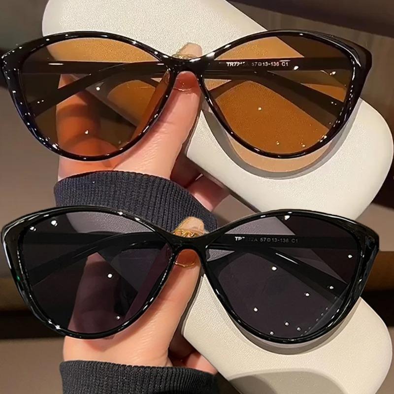 Occhiali da Sole Retrò a Occhi - Vintage Fashion Pieces recensione e prezzo